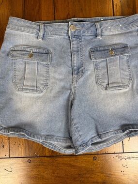 d. jeans Light Wash Denim Cargo Pocket Shorts Size 10